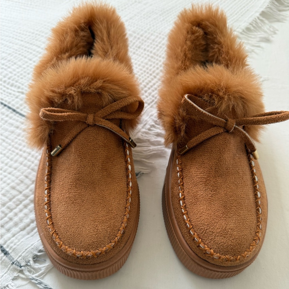Women’s Chestnut Brown Faux Fur Lined Slip On Moccasin Loafers Size 9 - Picture 9 of 13